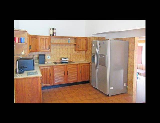 4 BEDROOM HOUSE FOR SALE IN OSUMMIT